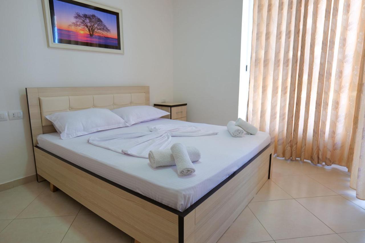 Almare Apartments Vlorë Extérieur photo