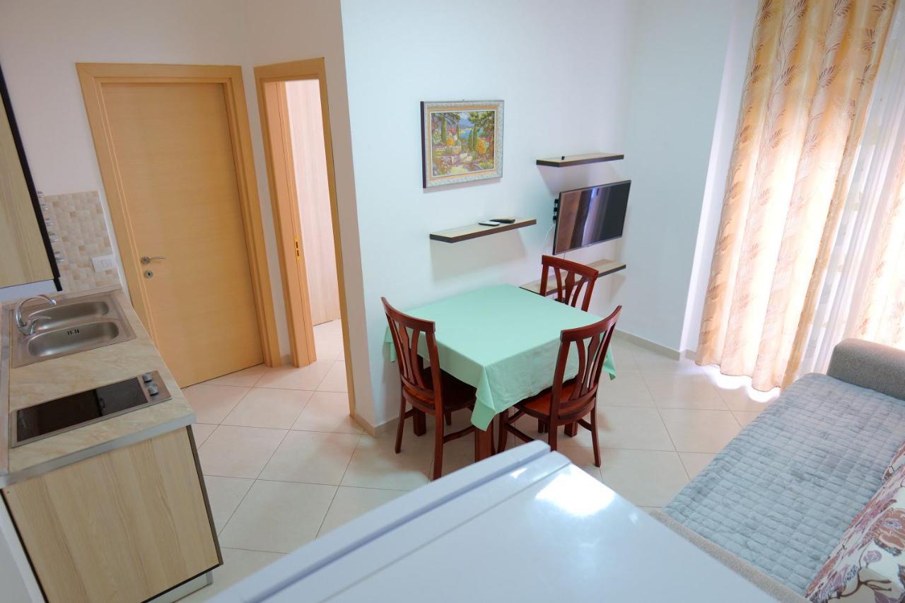 Almare Apartments Vlorë Extérieur photo