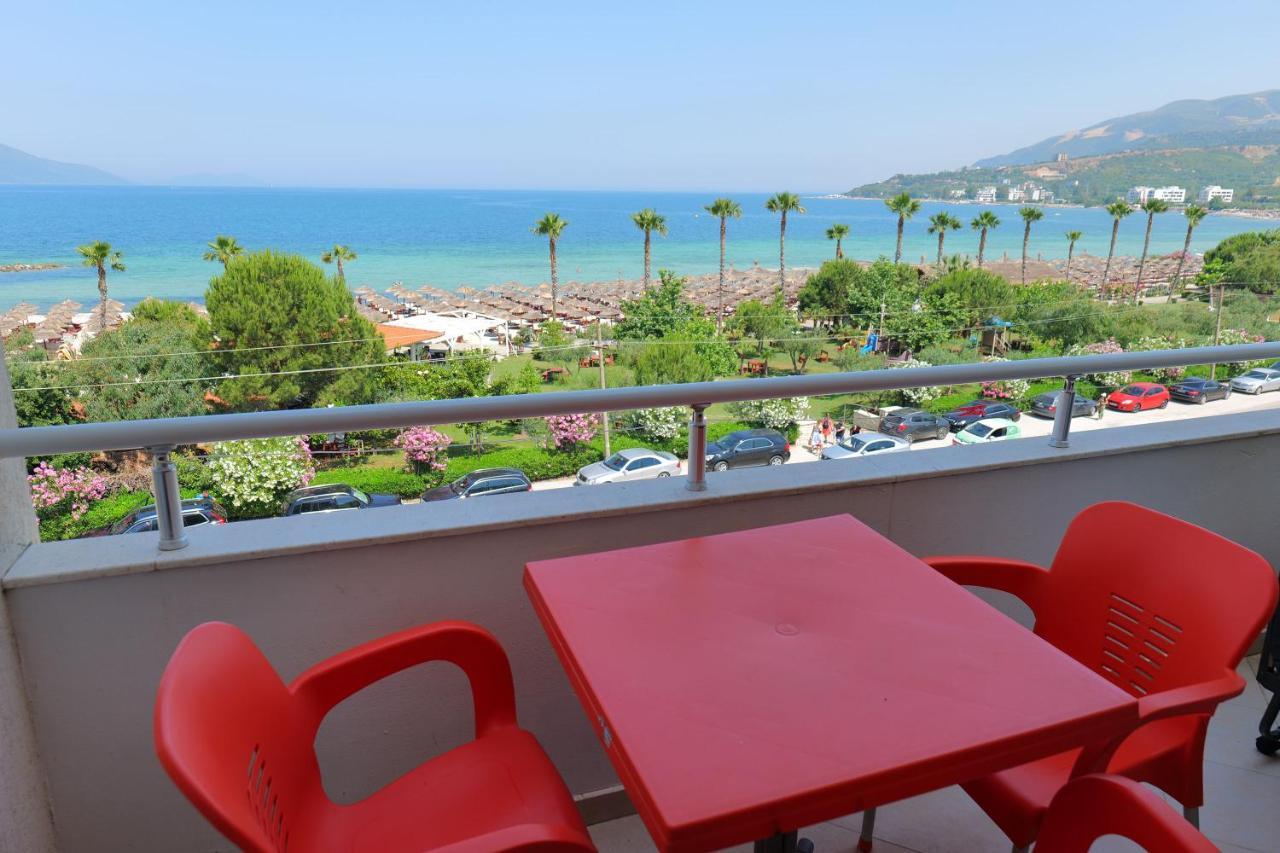 Almare Apartments Vlorë Extérieur photo